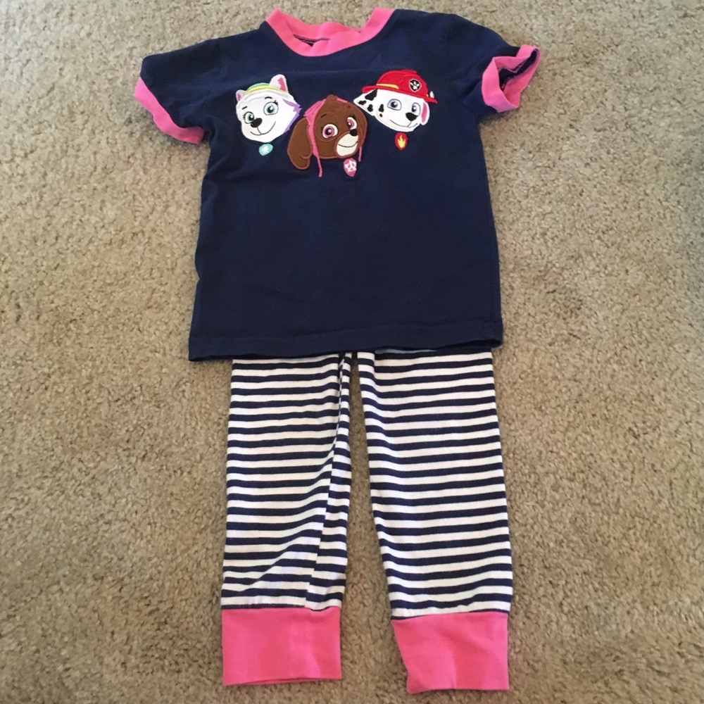 EUC Smocked Polkadot girls’ Paw Patrol pajamas